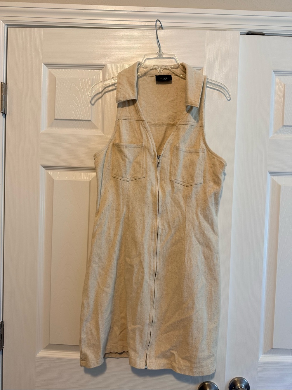 Vici Sleeveless Zip-Front Cream Dress